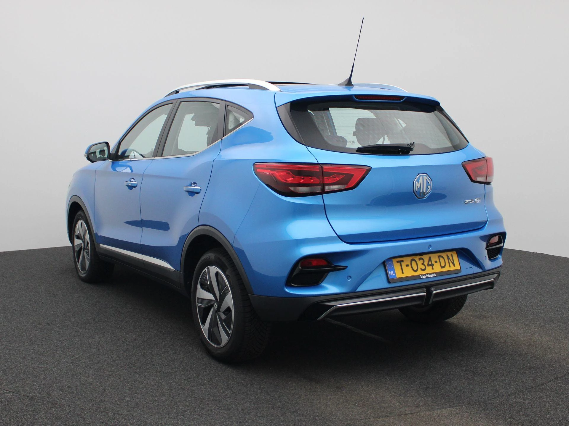 MG ZS EV