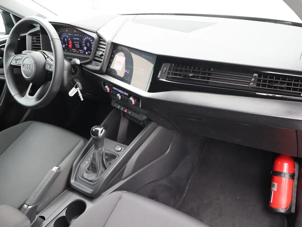 Audi-A1 Sportback-image-2