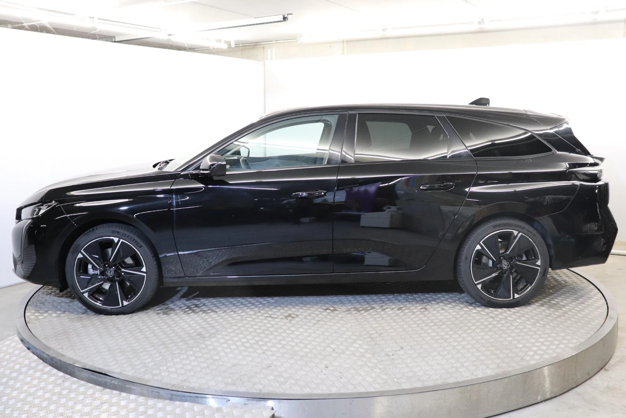Peugeot e-308 e-308 156 Allure