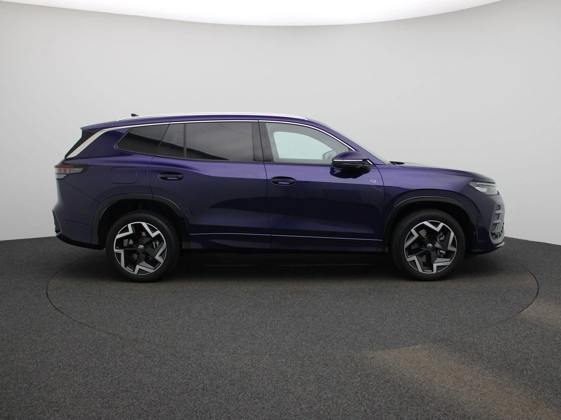 Volkswagen-Tayron-image-5