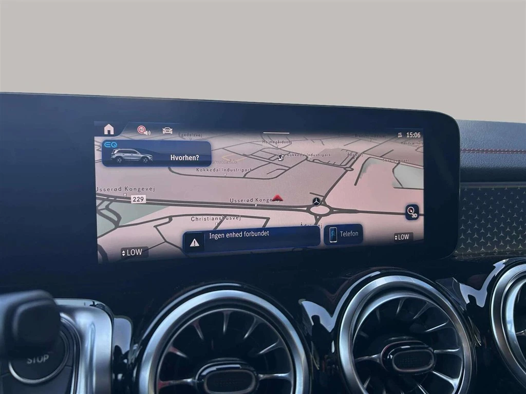 Mercedes-Benz-EQB-image-13