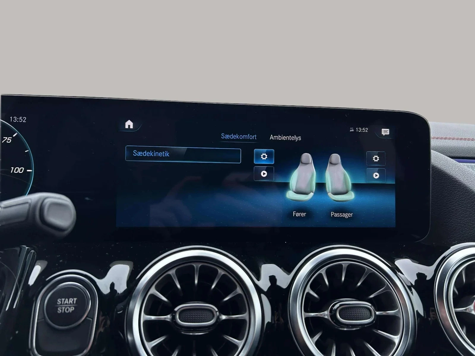 Mercedes-Benz-EQA-image-20