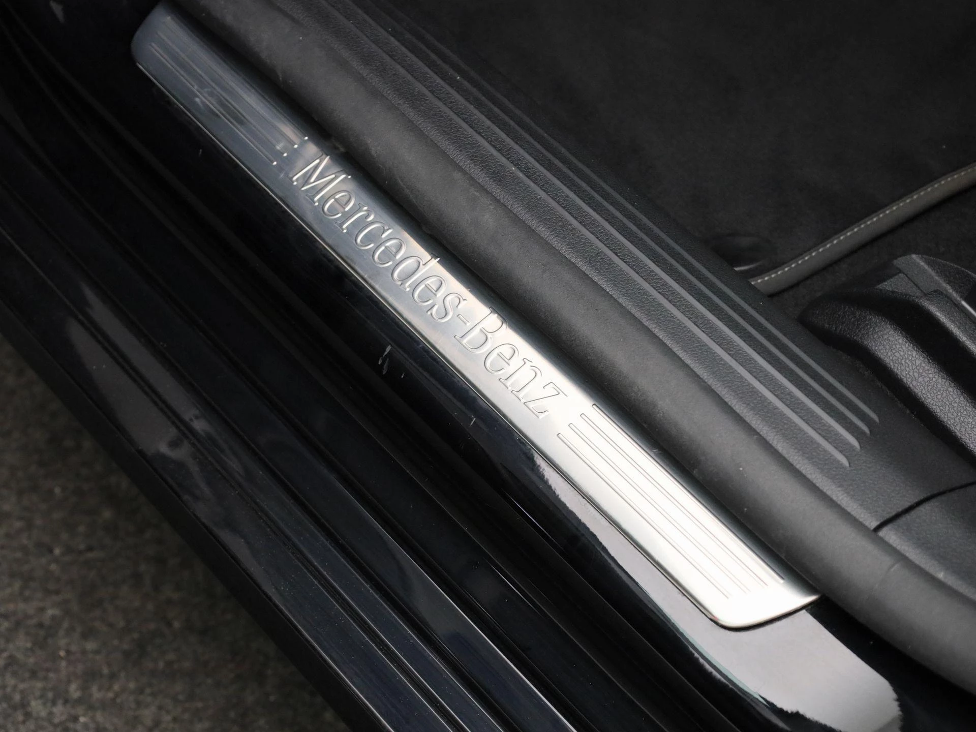 Mercedes-Benz-CLA-image-25