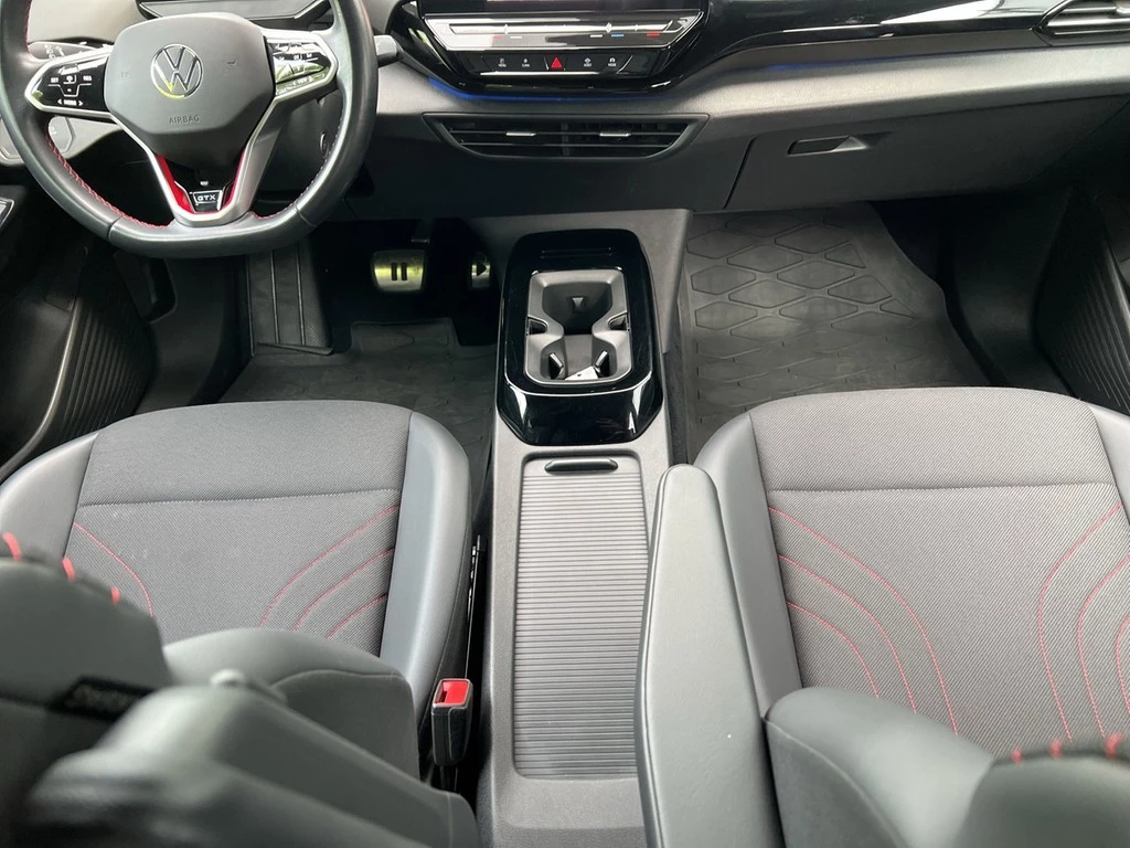 Volkswagen ID.5 GTX 220 kW 4Motion *SOH93%*Wärmepumpe*Navi*