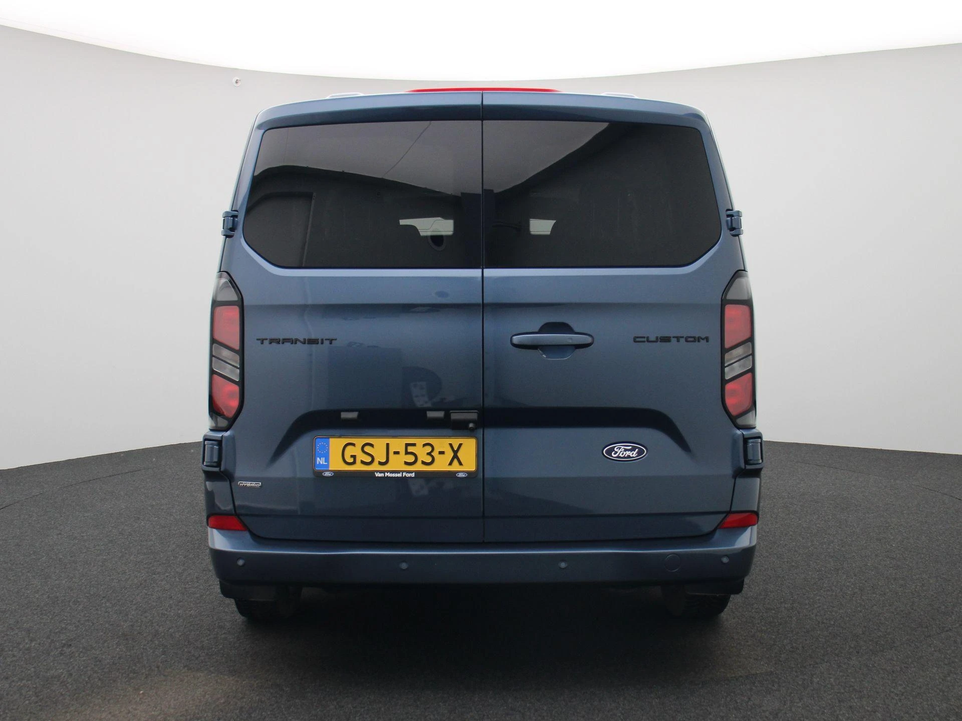 Ford-Transit Custom-image-4