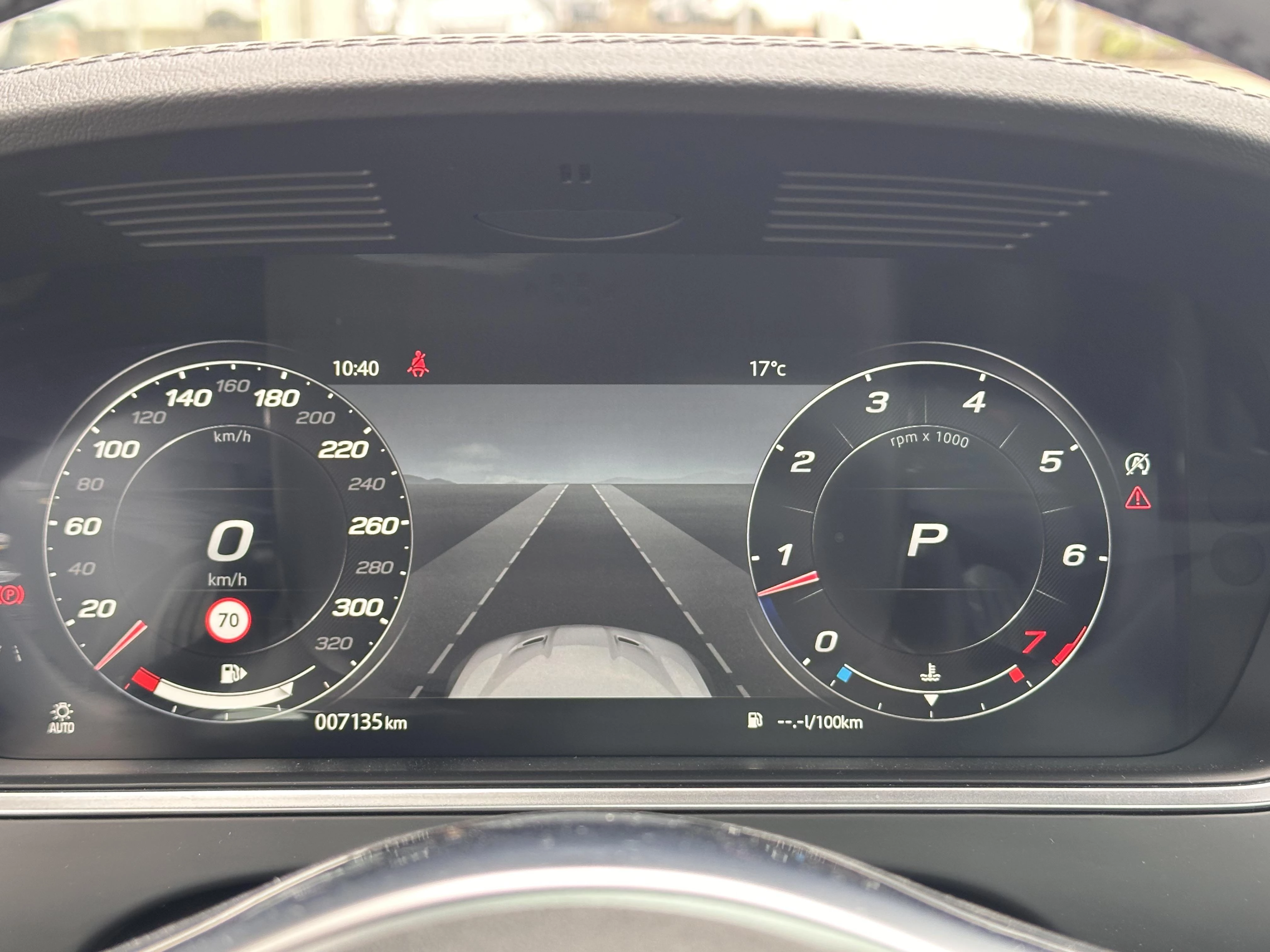 Jaguar-F-Type-image-16