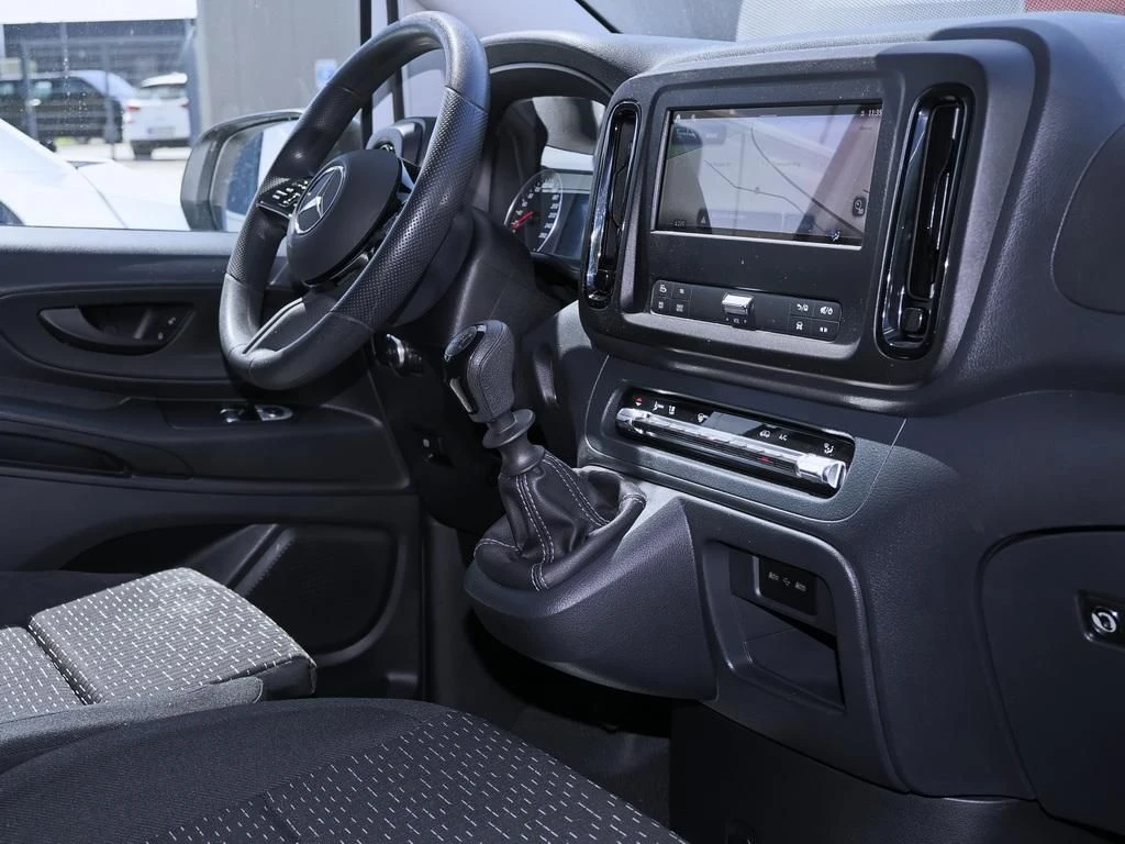 Mercedes-Benz-Vito 116-image-9