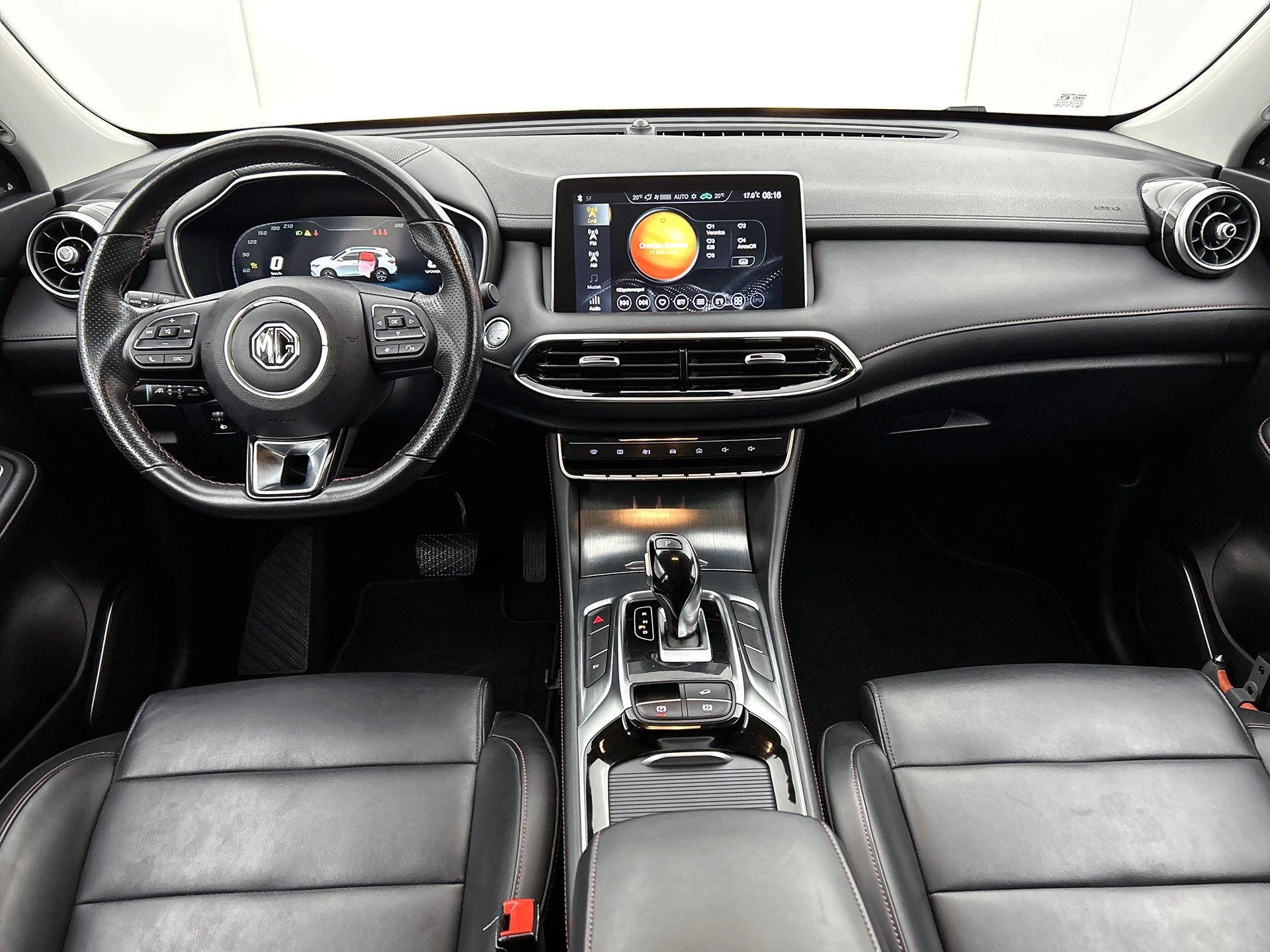 MG EHS 1.5 TGDI Edition1