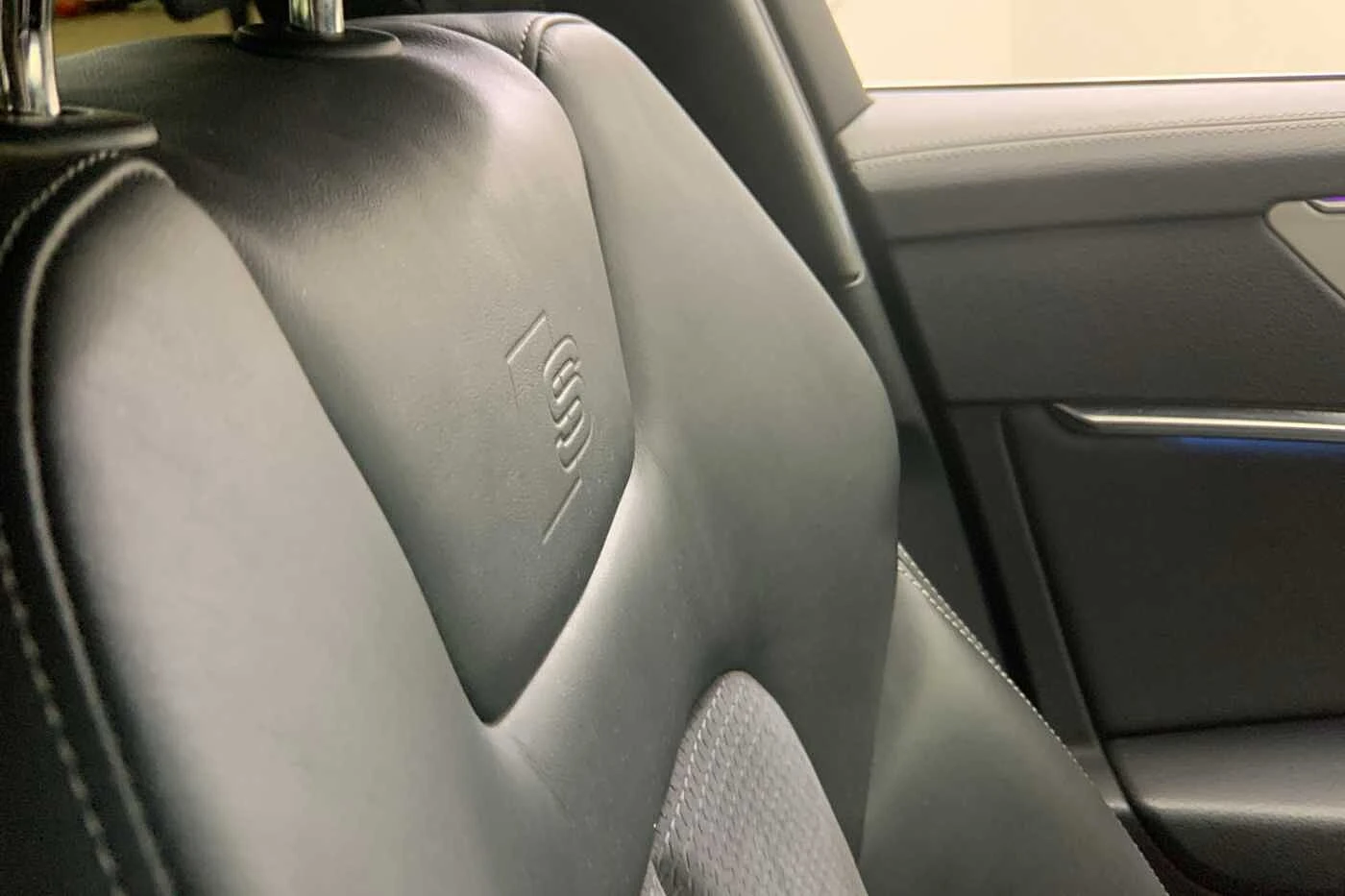Audi-A6-image-16