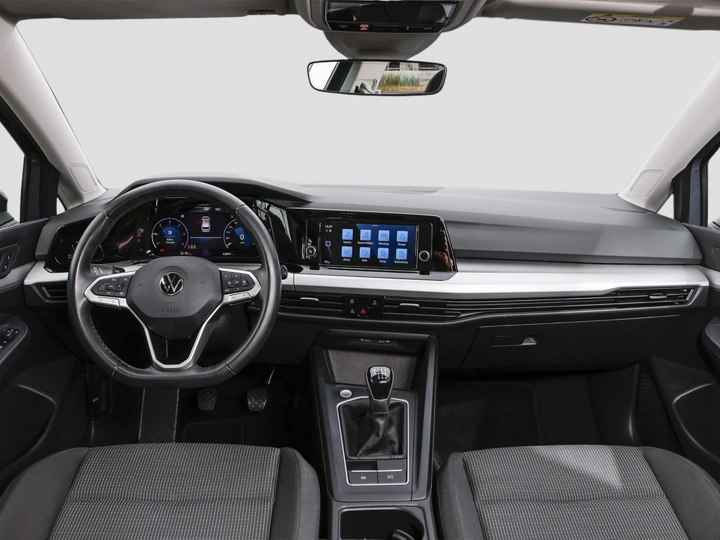 Volkswagen-Golf-image-9