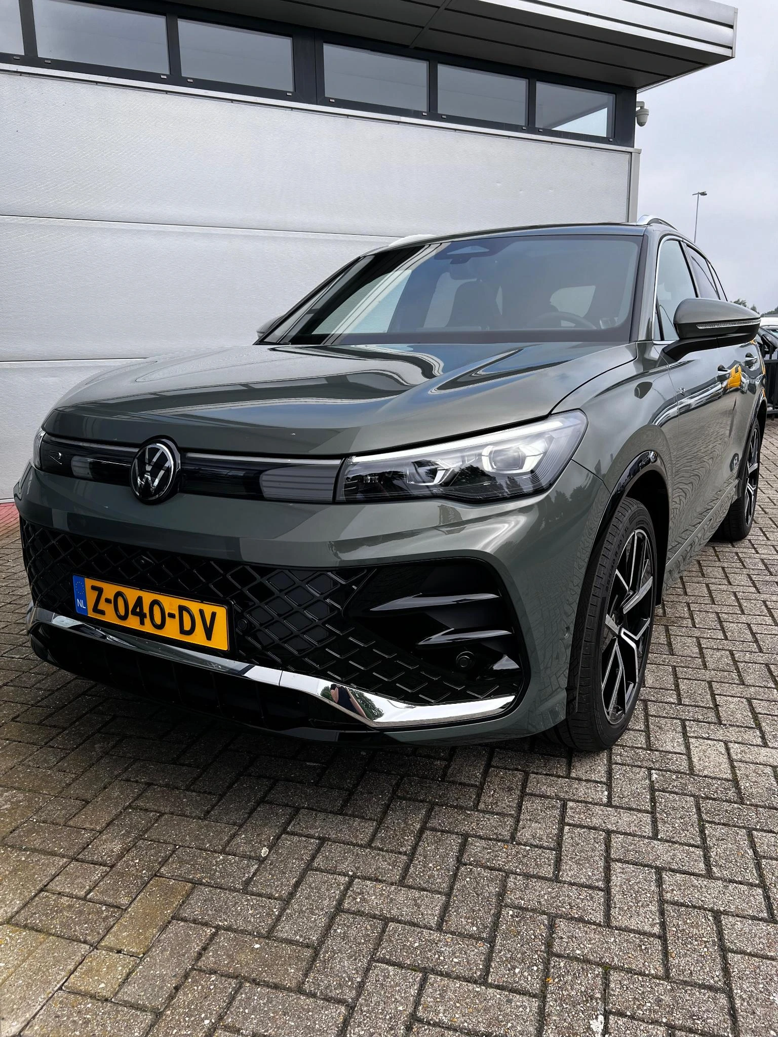 Volkswagen-Tiguan-image-37