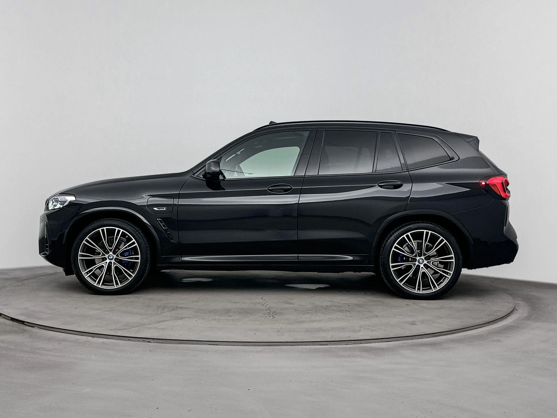 BMW-X3-image-1