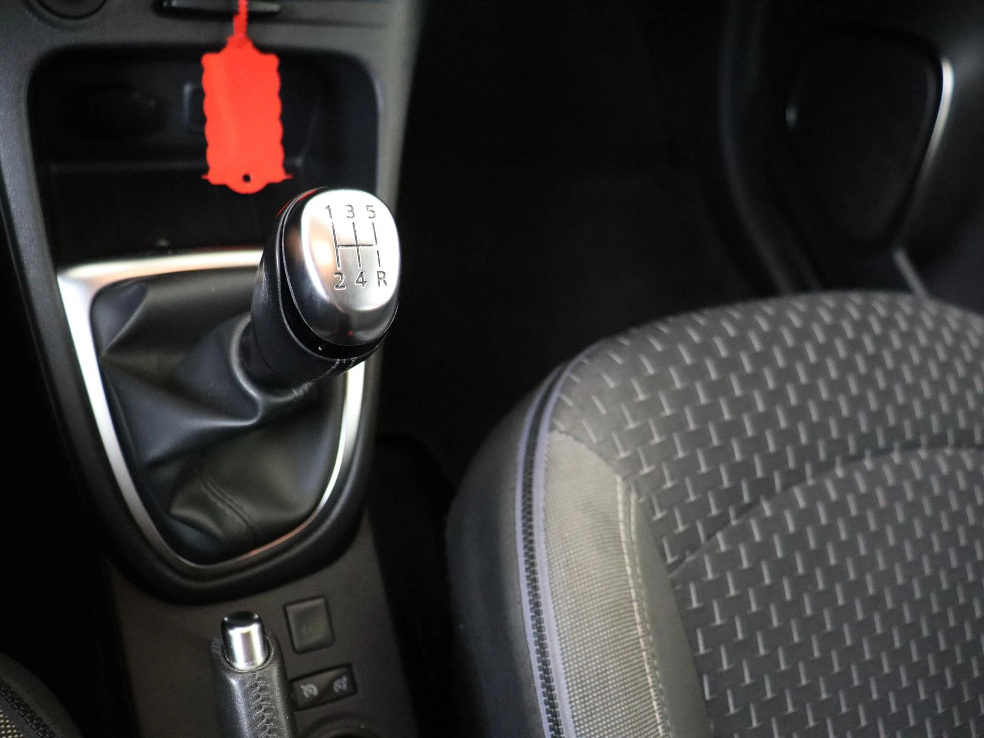 Renault-Captur-image-13