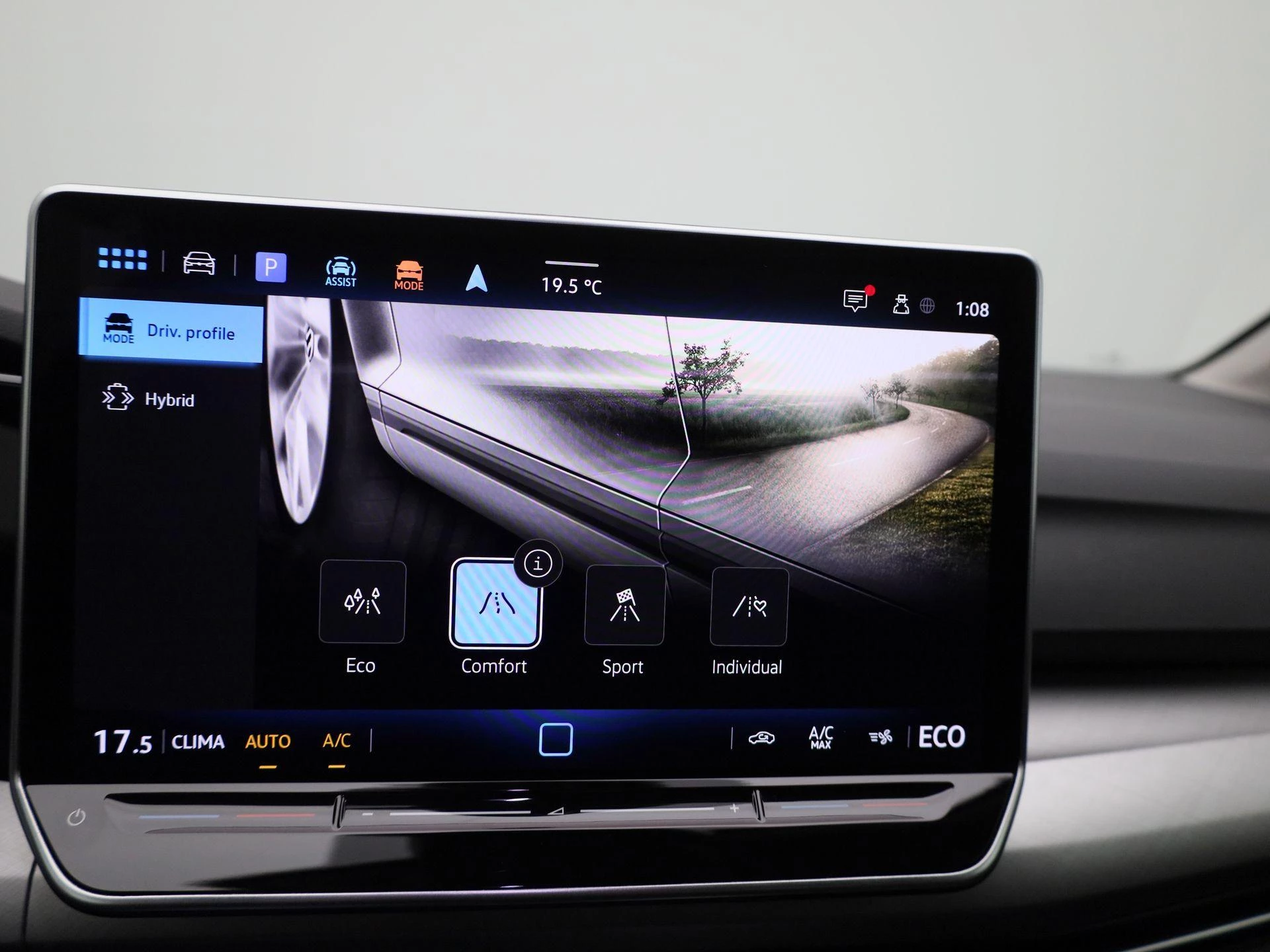 Volkswagen-Golf-image-21