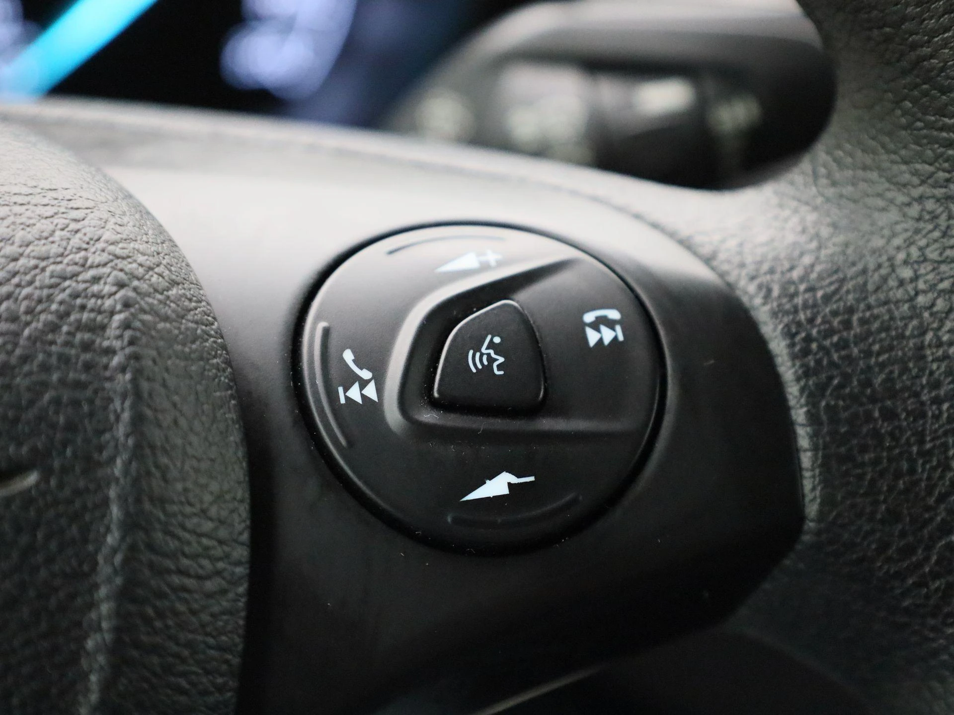 Ford-Transit Connect-image-27