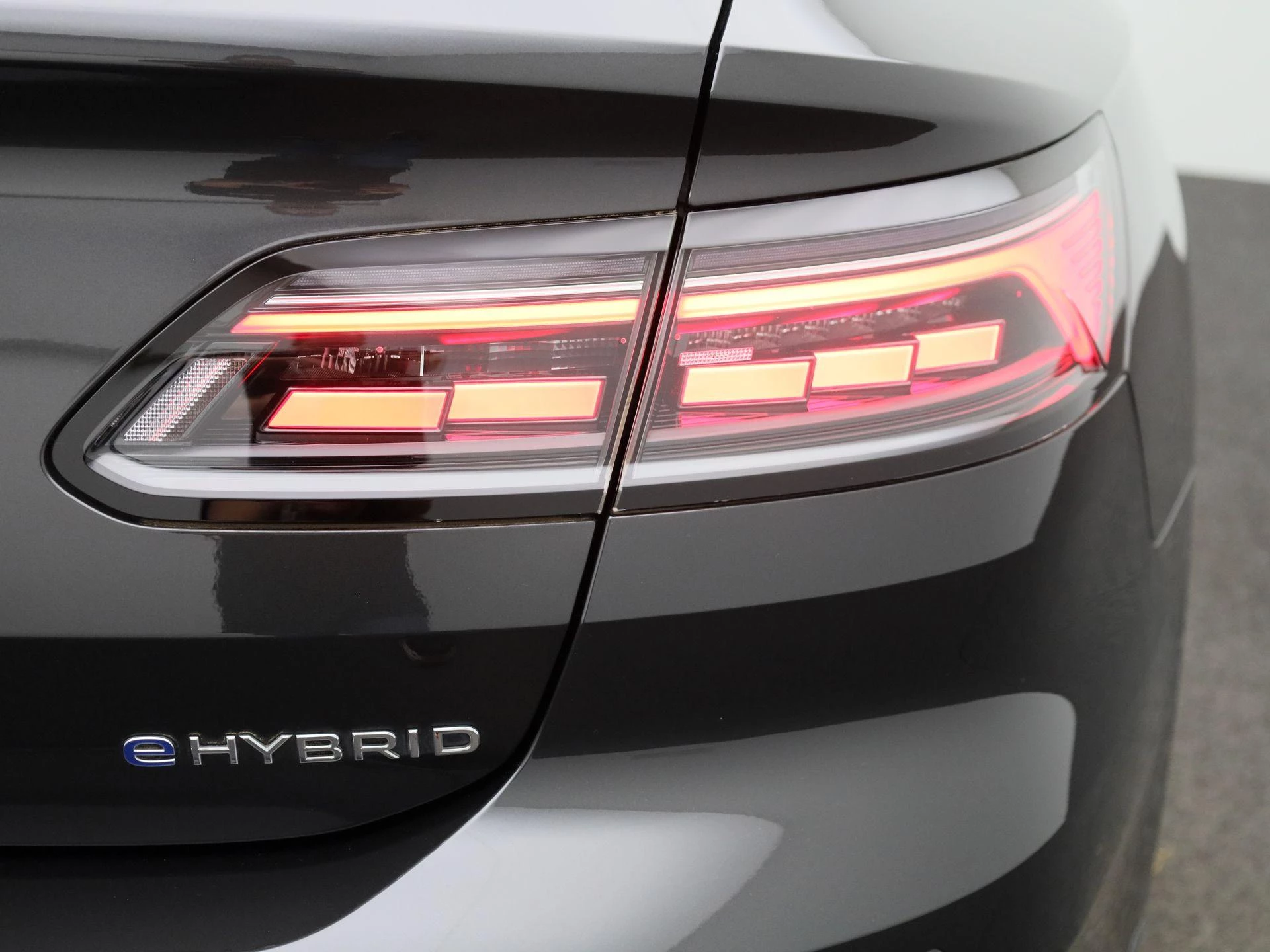 Volkswagen Arteon Shooting Brake 1.4 TSI eHybrid R-Line Business+ 218 PK|