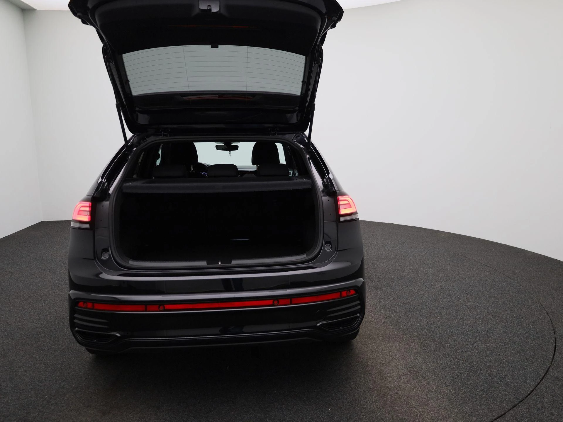 Volkswagen-Taigo-image-10
