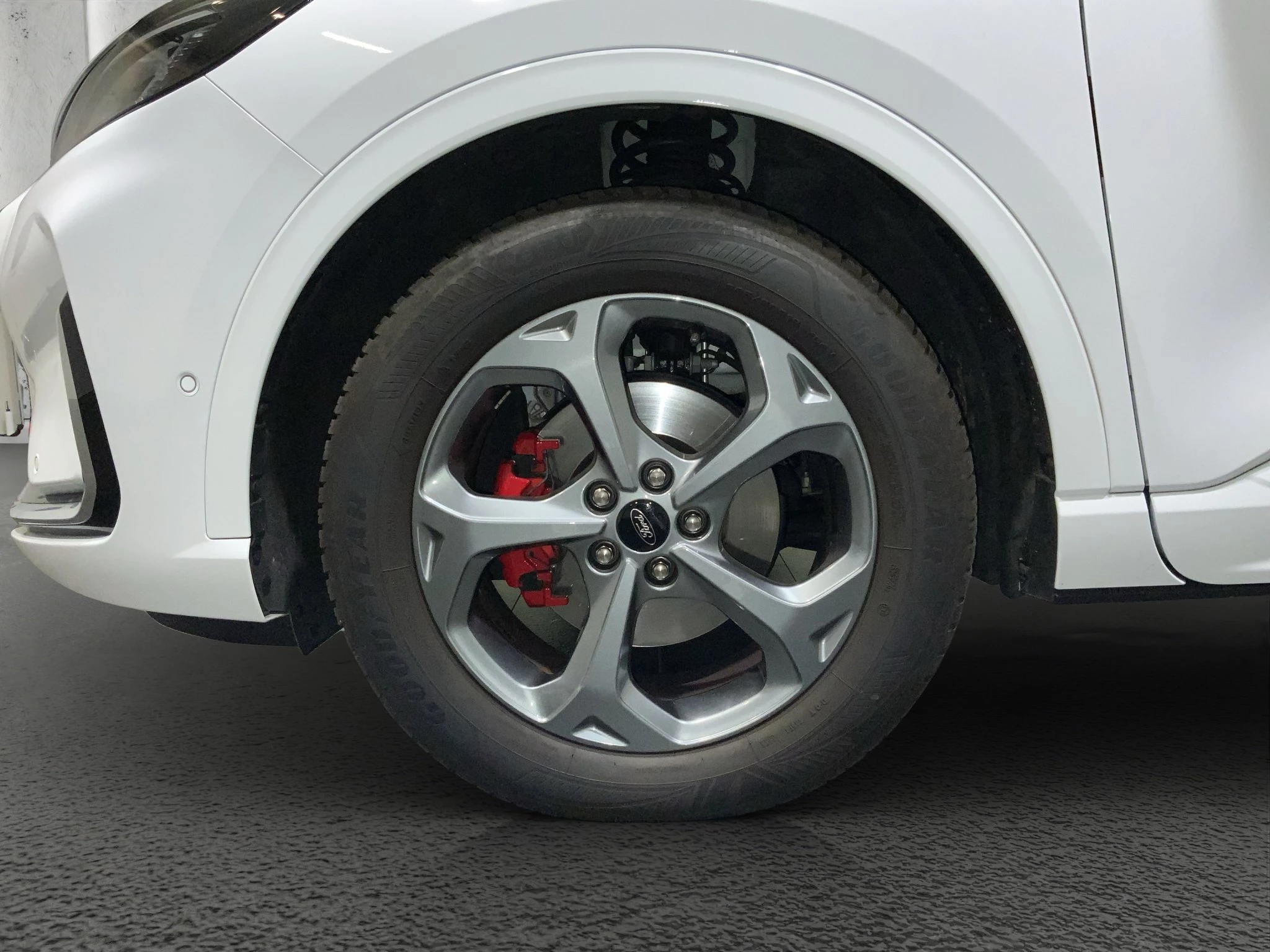 Ford-Kuga-image-8