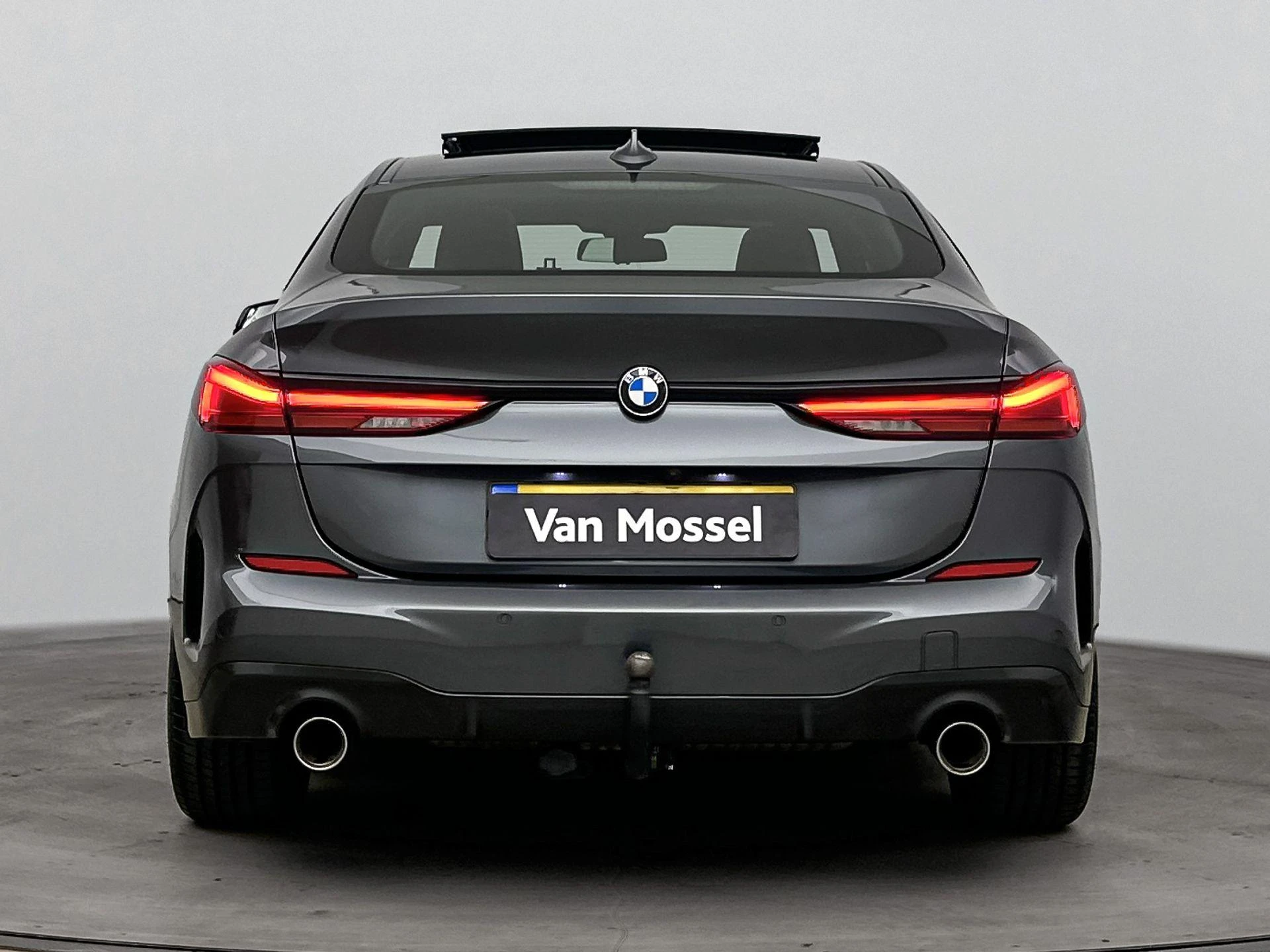 BMW-2 Serie-image-2