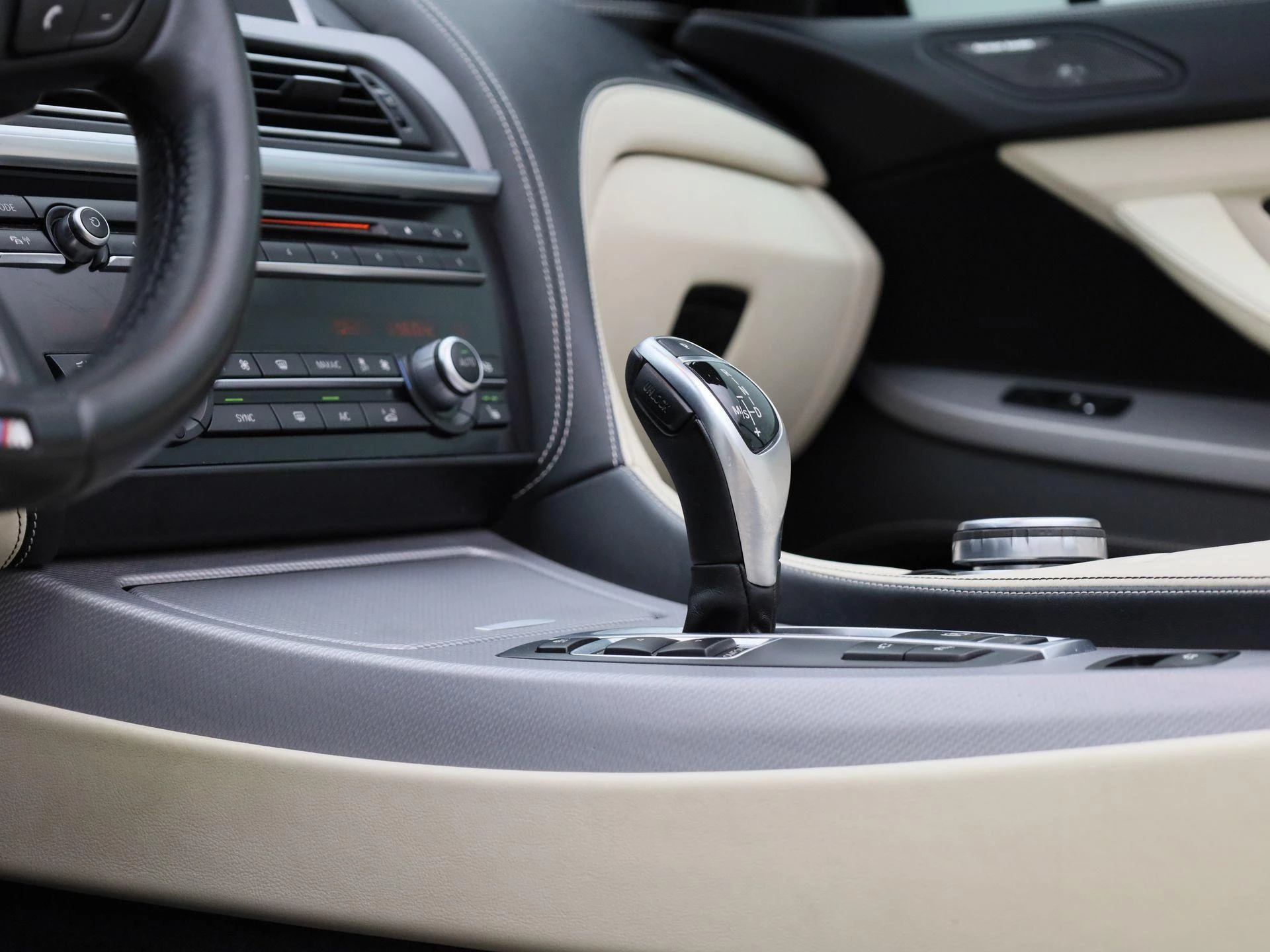 BMW-6 Serie-image-37