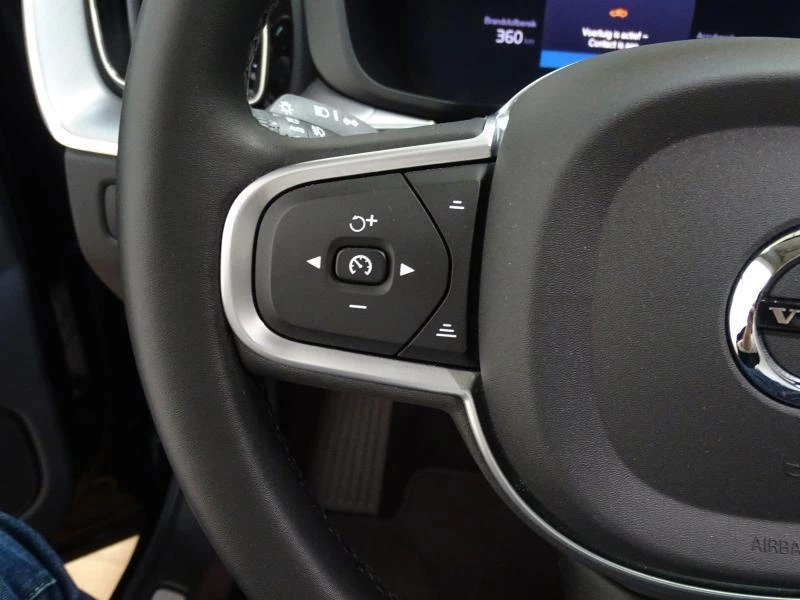 Volvo XC60 Recharge Incription Expression T6 AWD Plug in Hybr