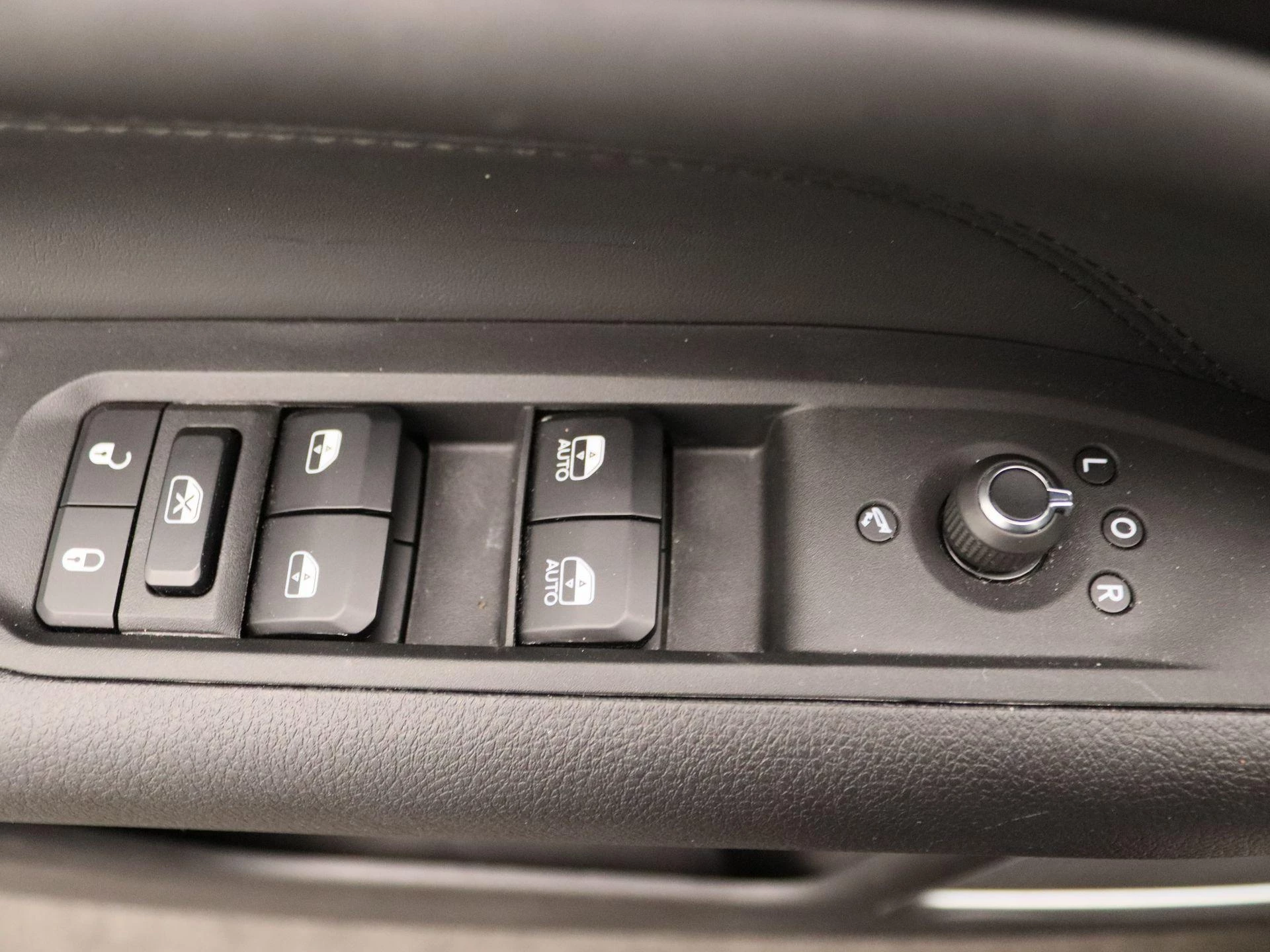 Jeep-Compass-image-22