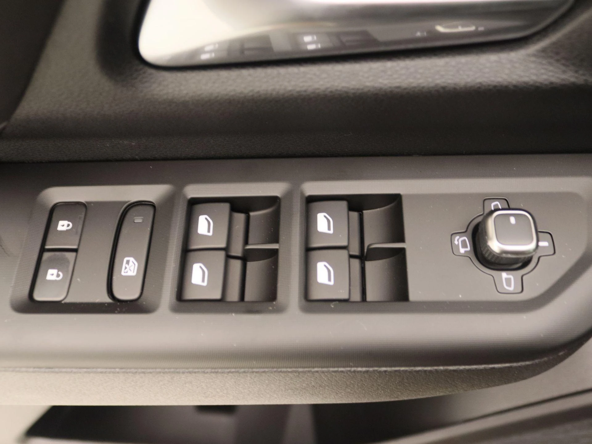 Jeep-Compass-image-20