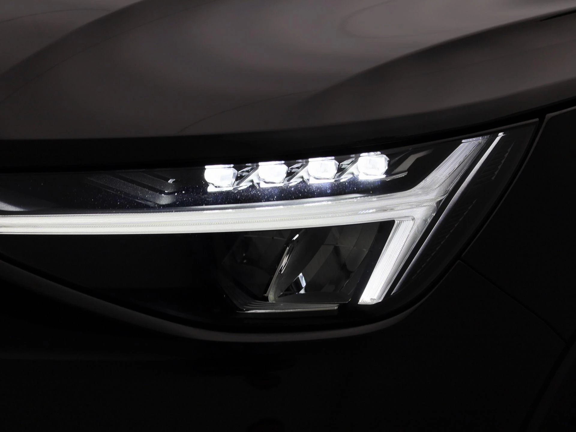 Volvo-XC40-image-13