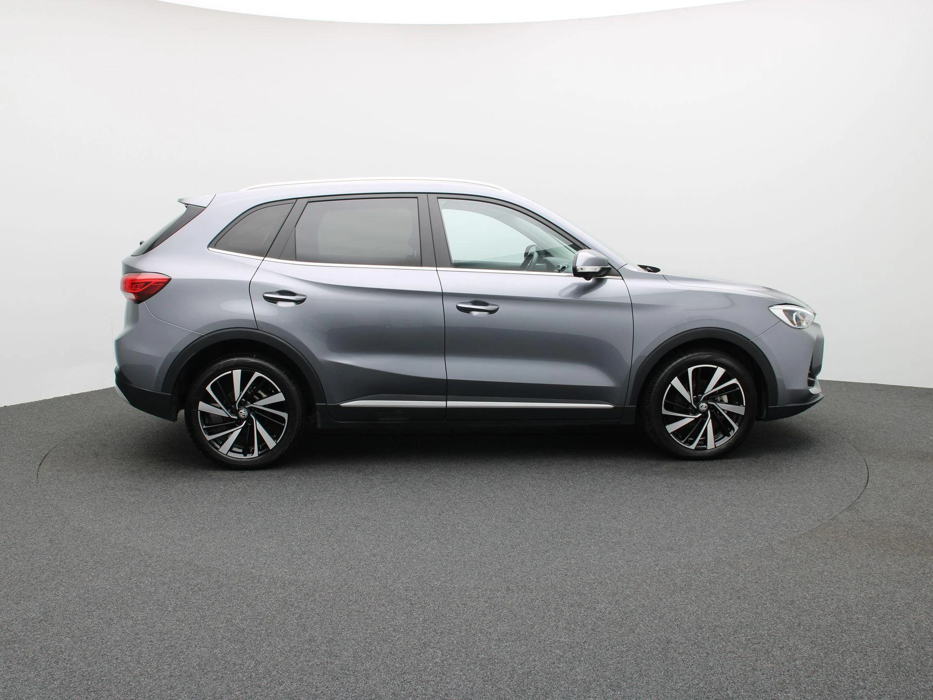 MG-ZS-image-5