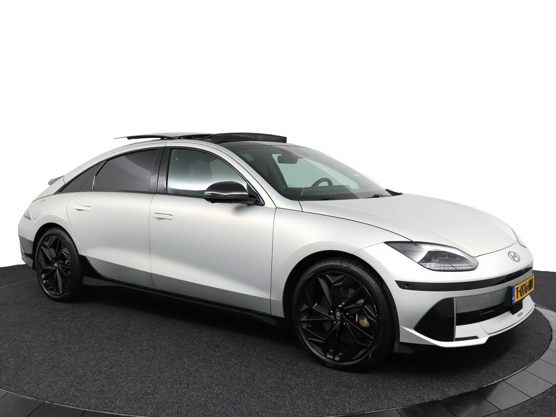 Hyundai-IONIQ 6-image-7