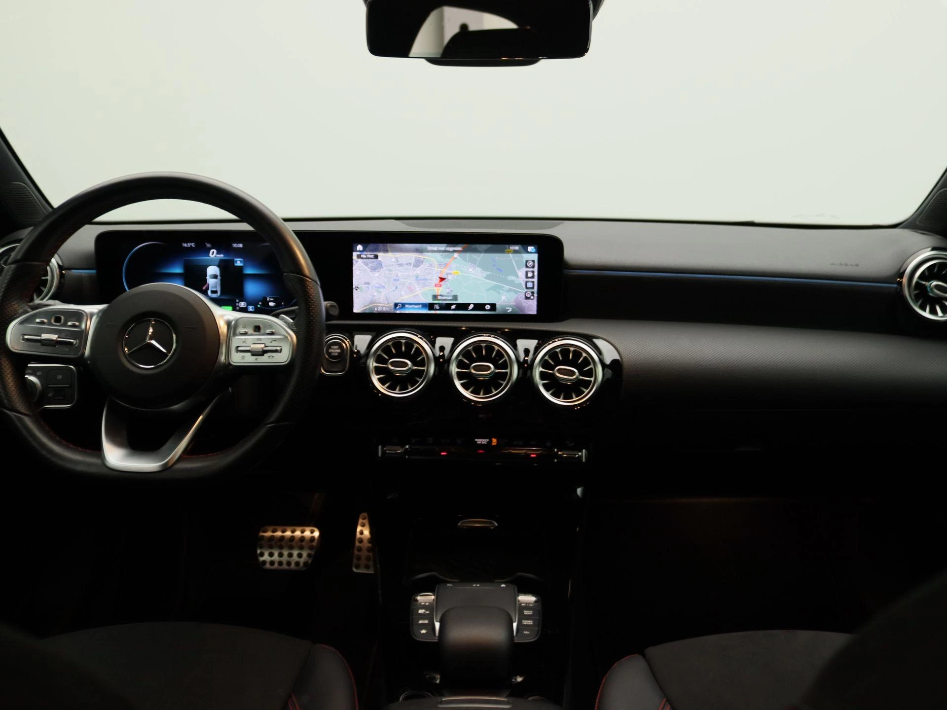 Mercedes-Benz-A-Klasse-image-7