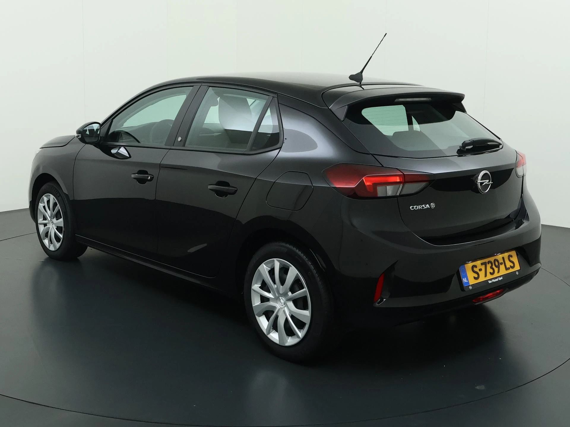 Opel-Corsa-e-image-1