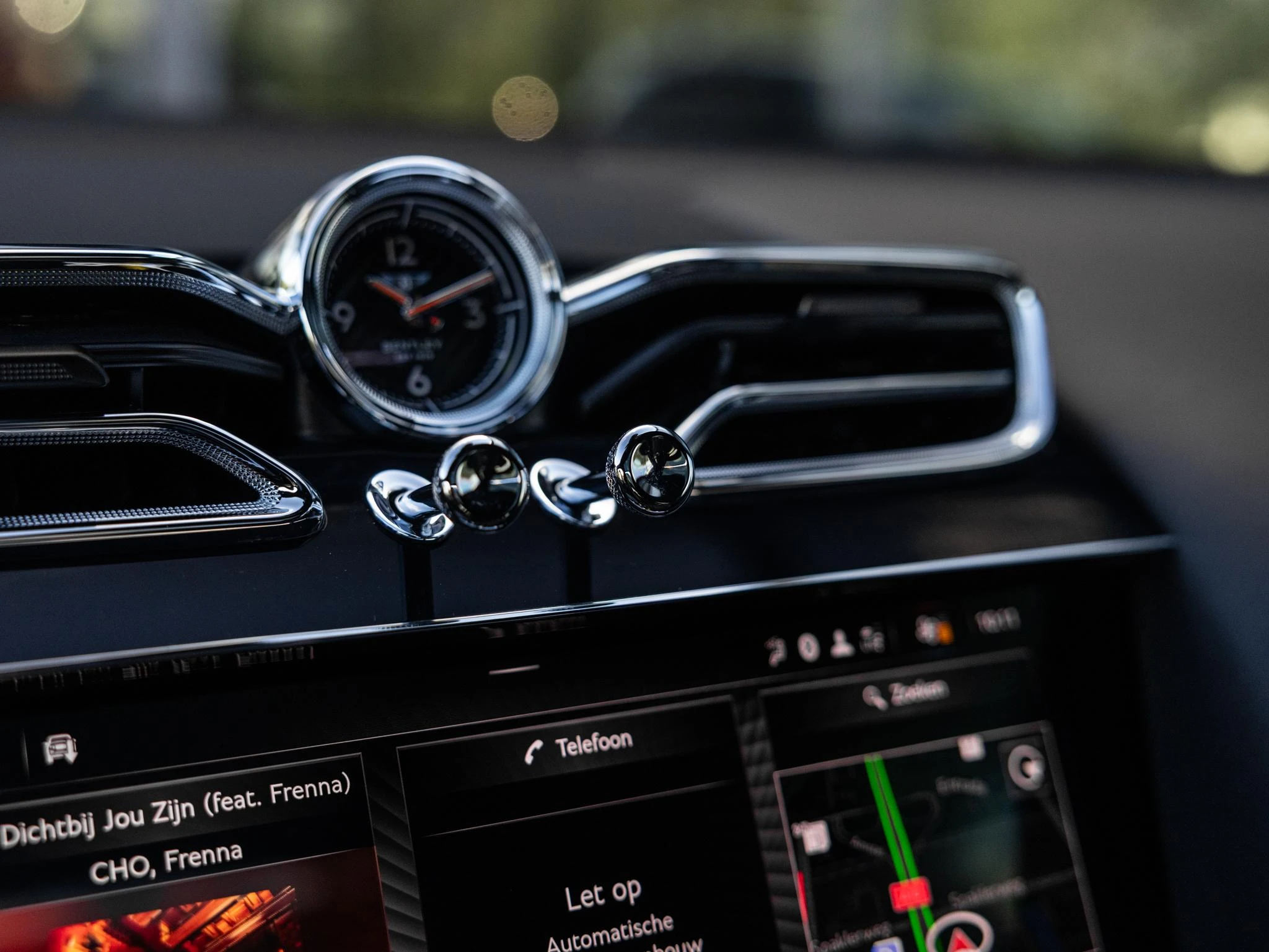 Bentley-Bentayga-image-56