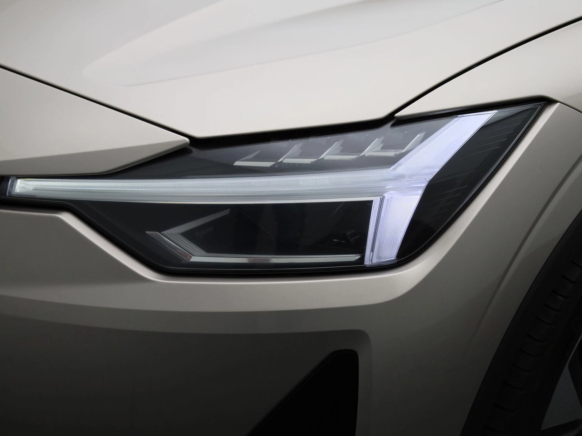 Polestar-2-image-15