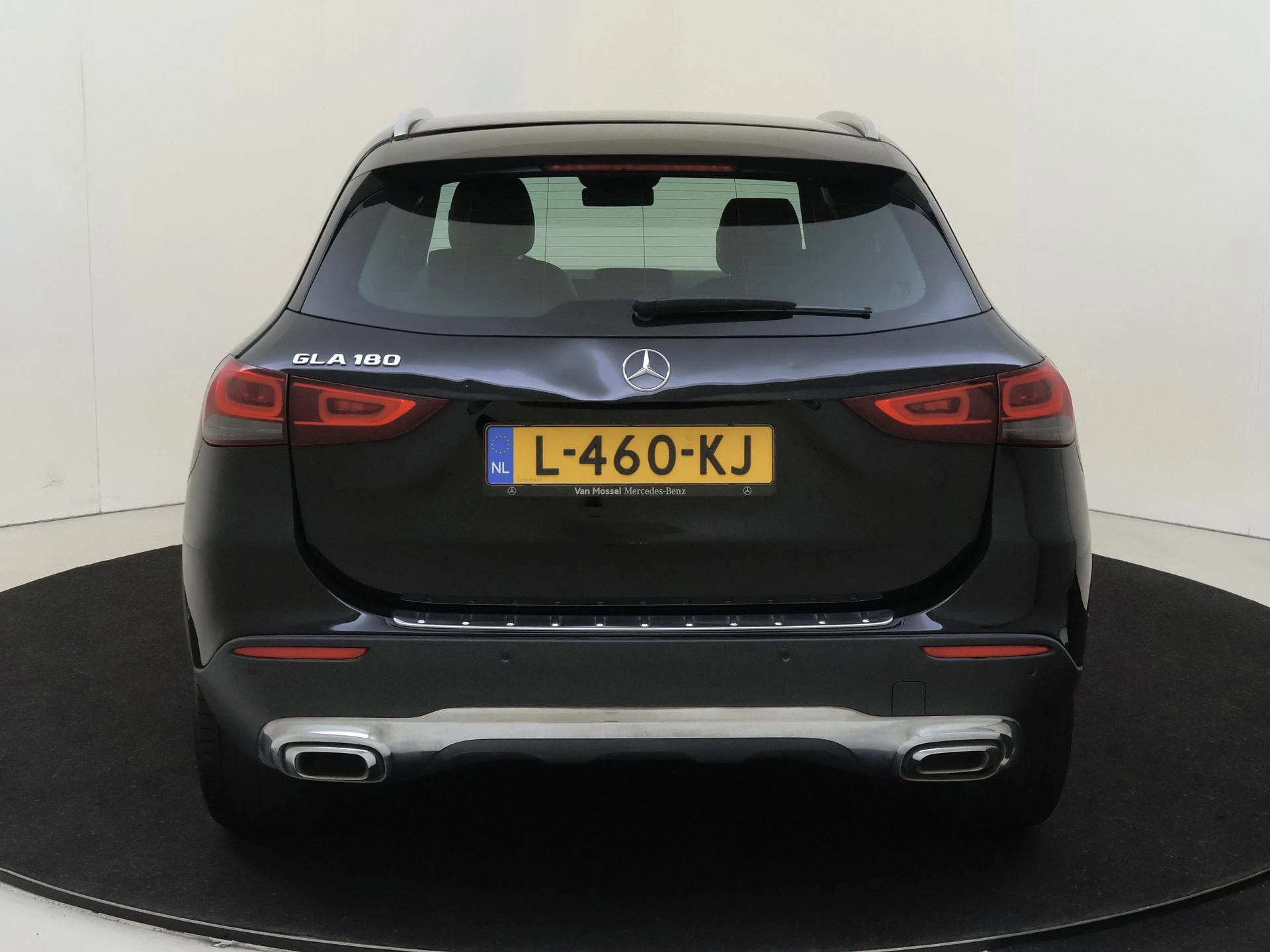 Mercedes-Benz GLA 180 Business Solution Luxury