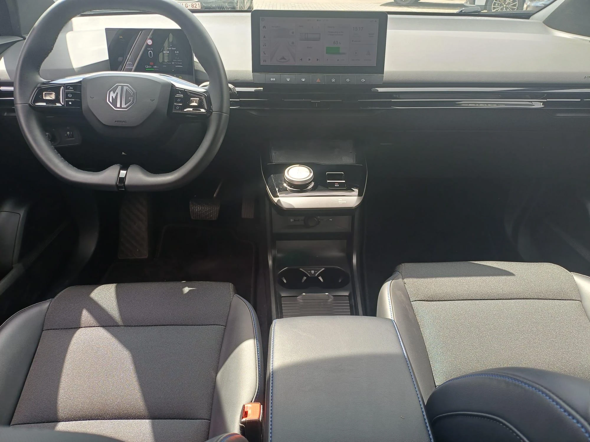 MG MG4 EV 64 kWh Luxury