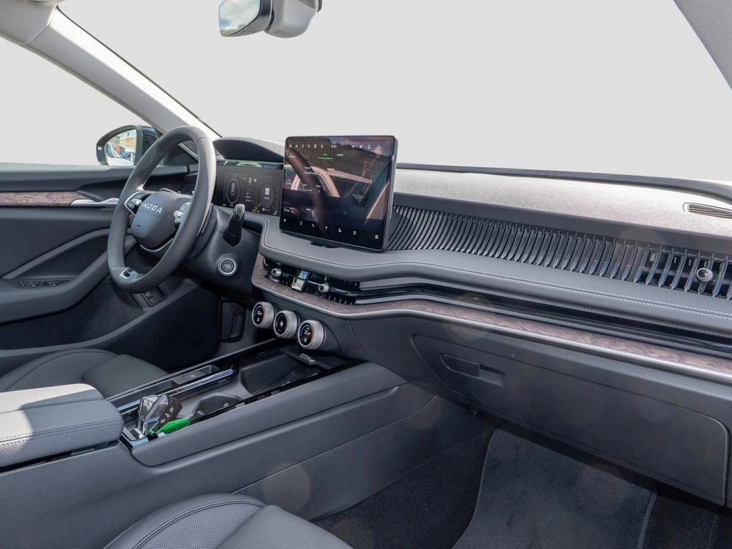 Škoda Superb Combi iV 1,5 TSi L&K SKL