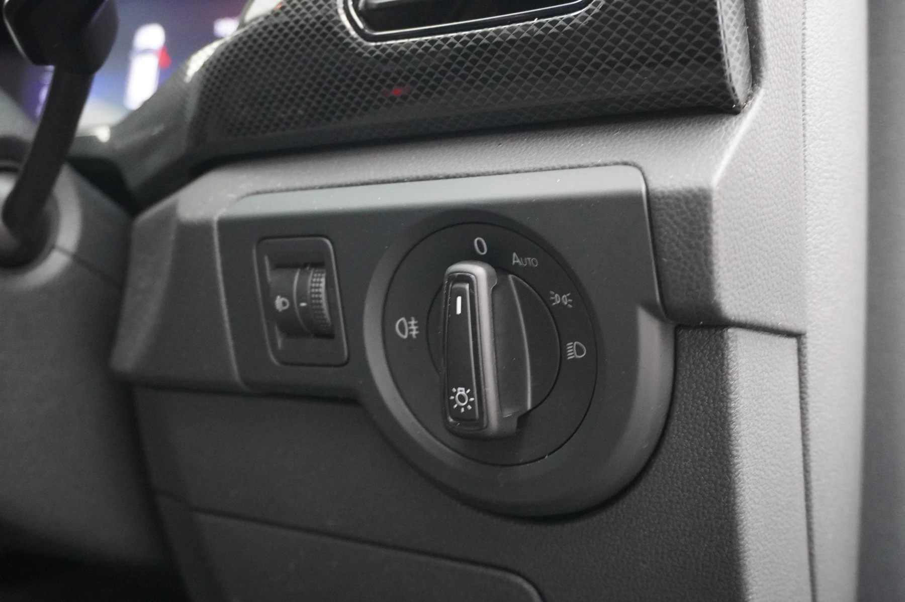 Volkswagen-T-Cross-image-32