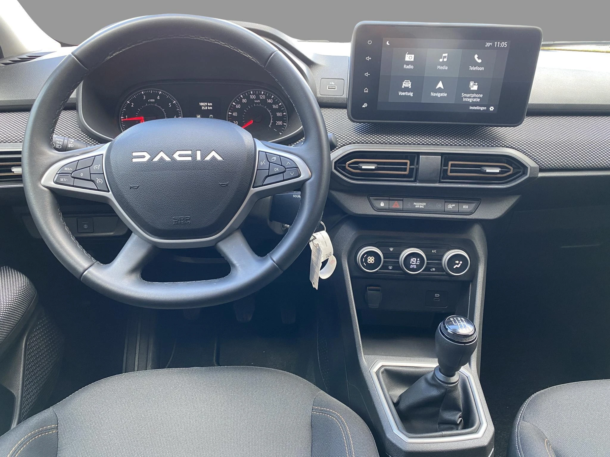 Dacia-Sandero Stepway-image-10