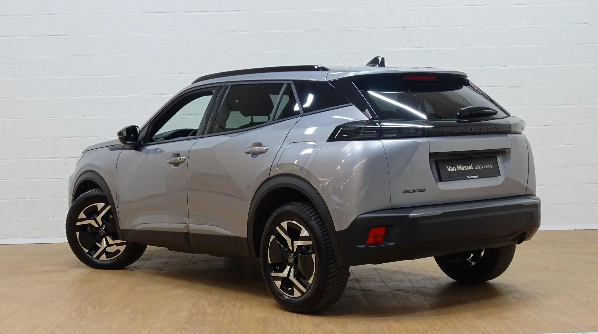 Peugeot-2008-image-2