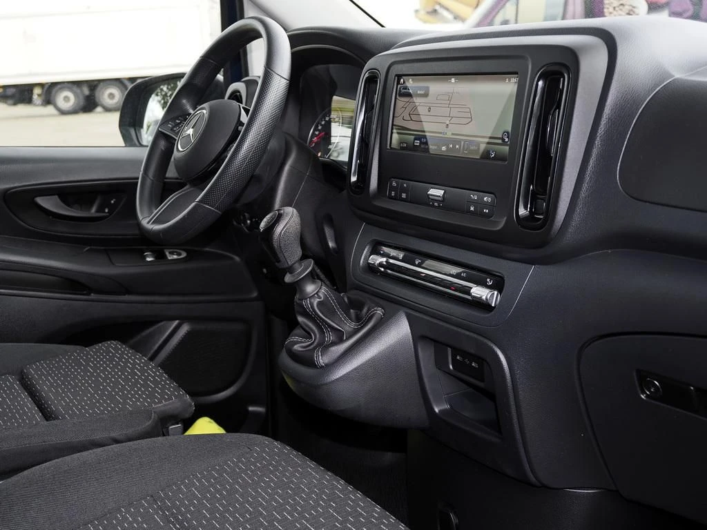 Mercedes-Benz-Vito 116-image-9