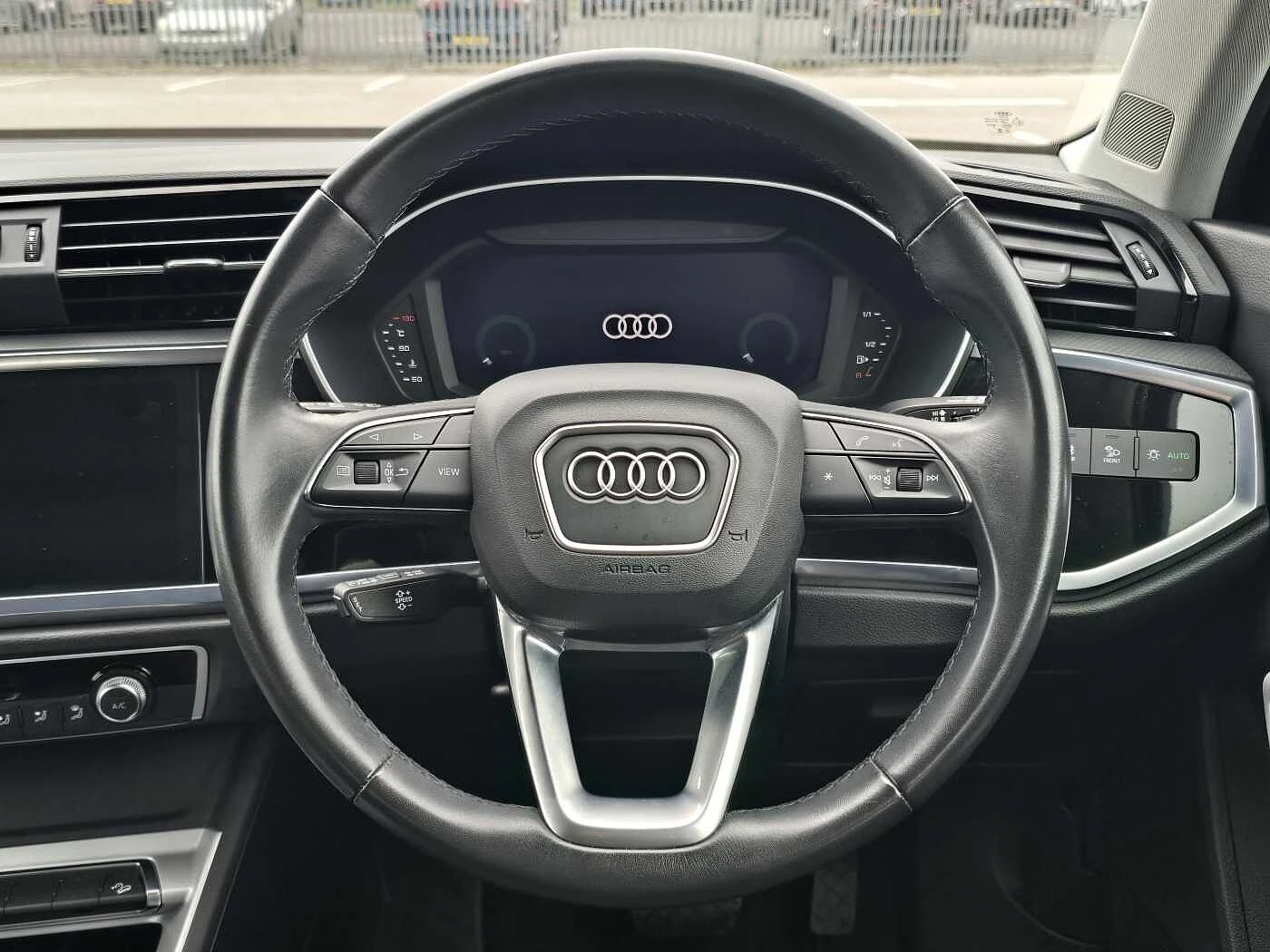 Audi-Q3-image-8