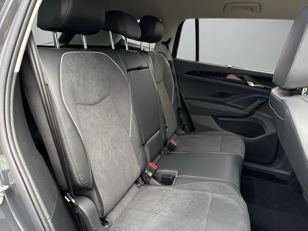 Volkswagen Tayron 1.5l TSI eHybrid Elegance *AHK*DCC