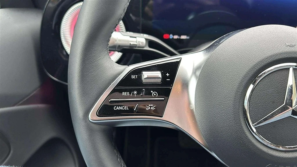 Mercedes-Benz-CLA-image-10