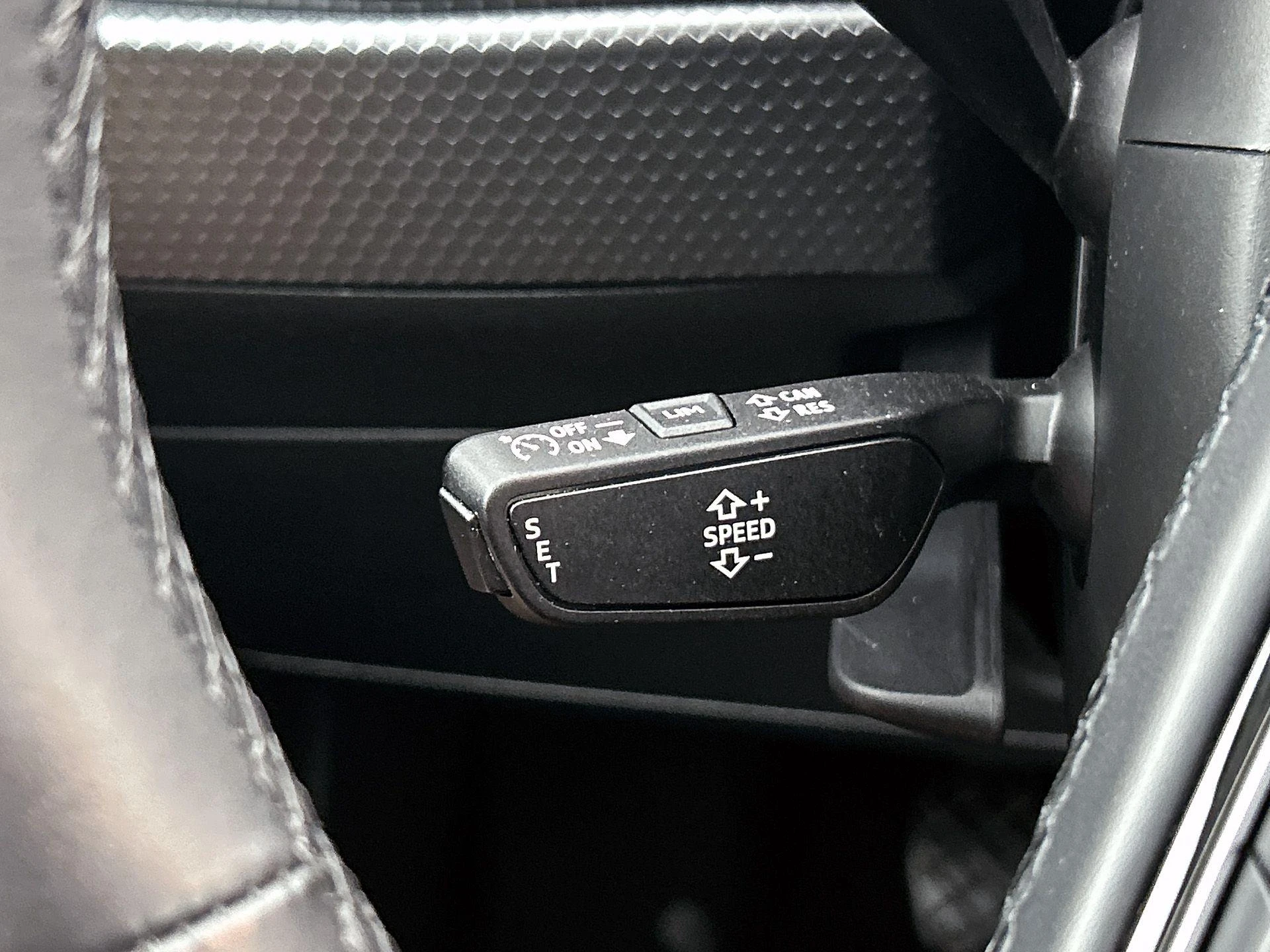 Audi-A1 Sportback-image-5
