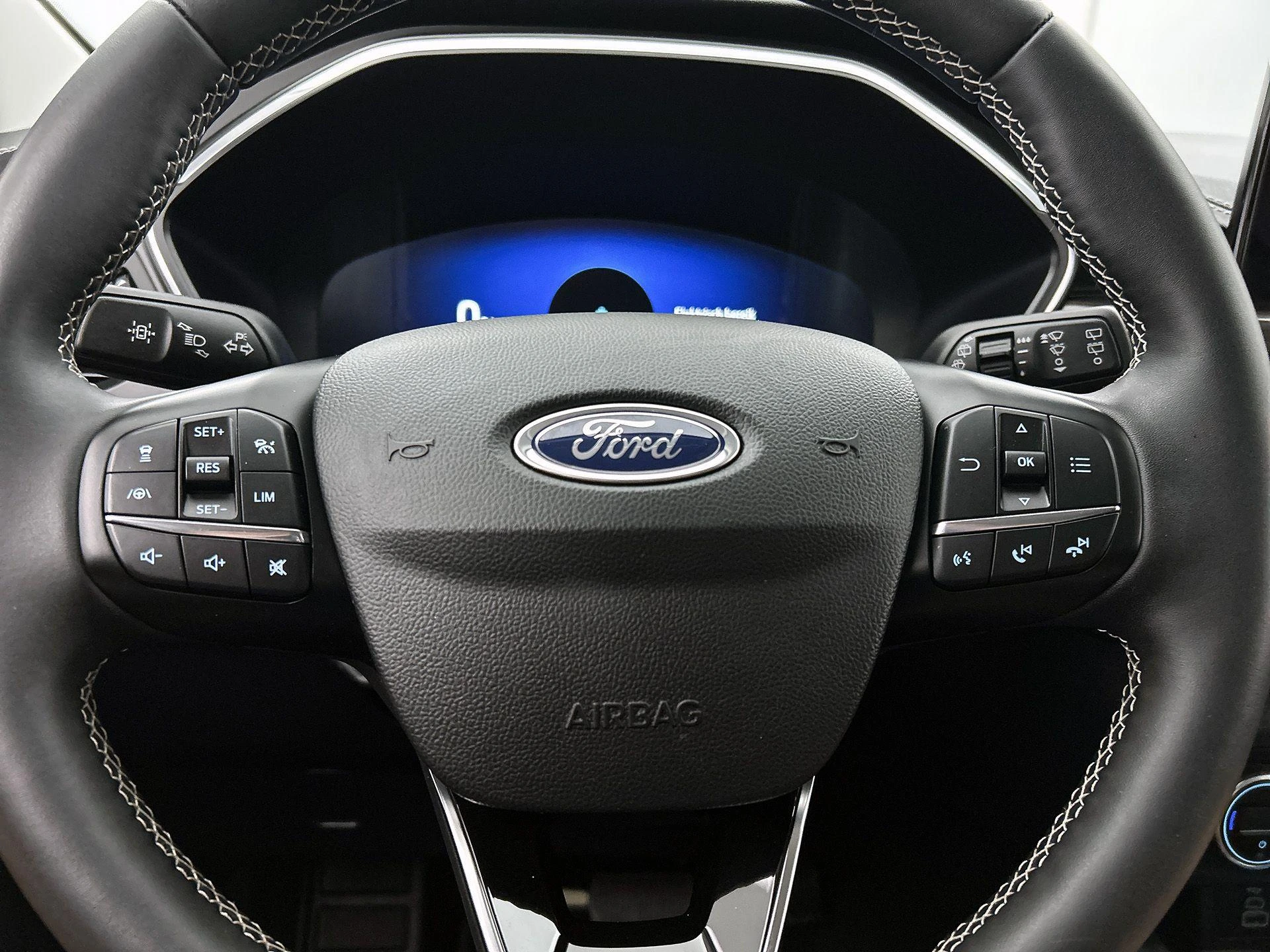 Ford-Kuga-image-38