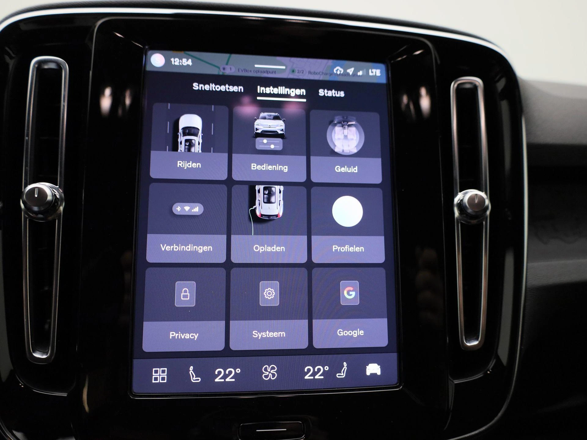 Volvo-XC40-image-26