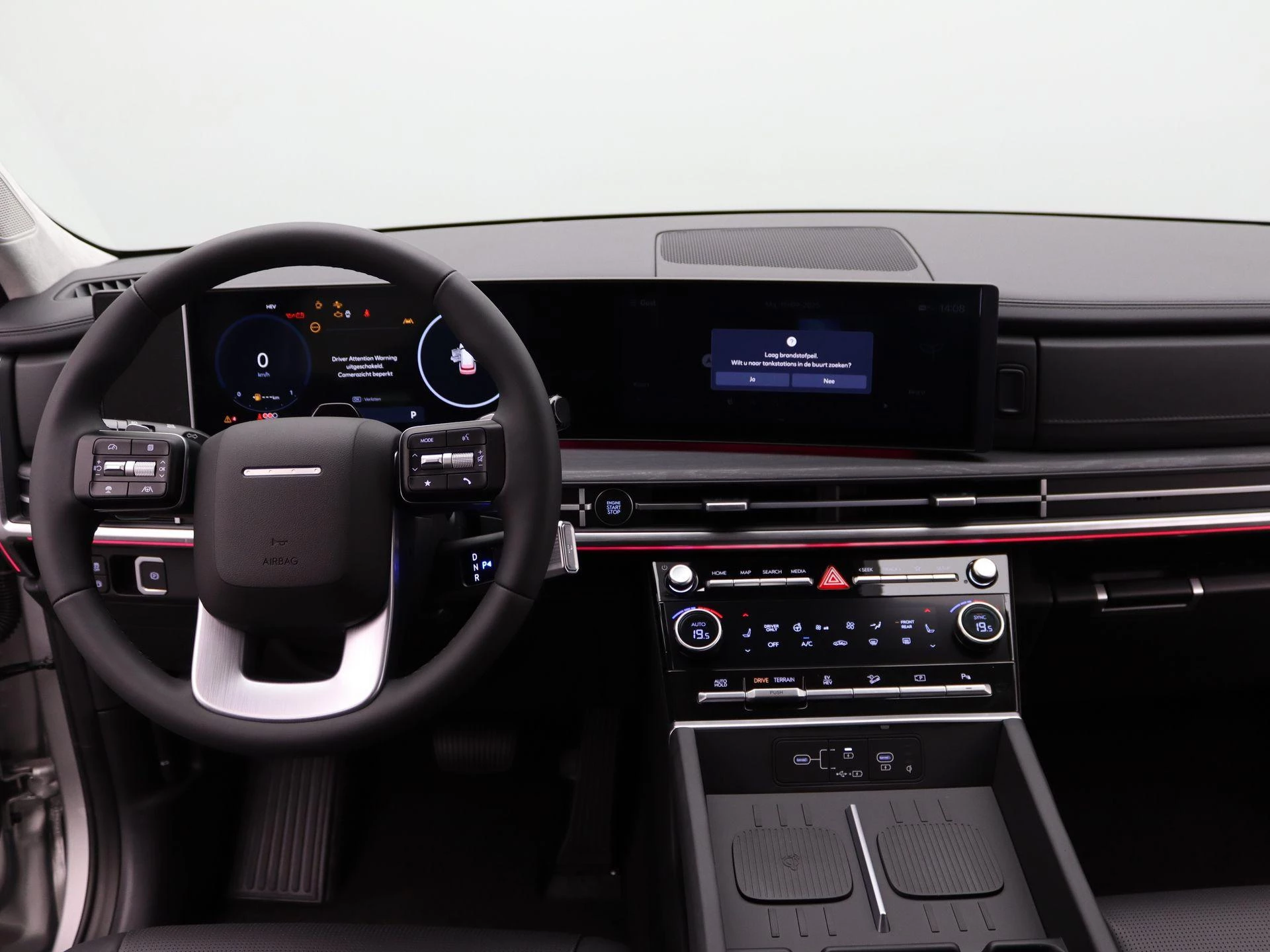 Hyundai-Santa Fe-image-6