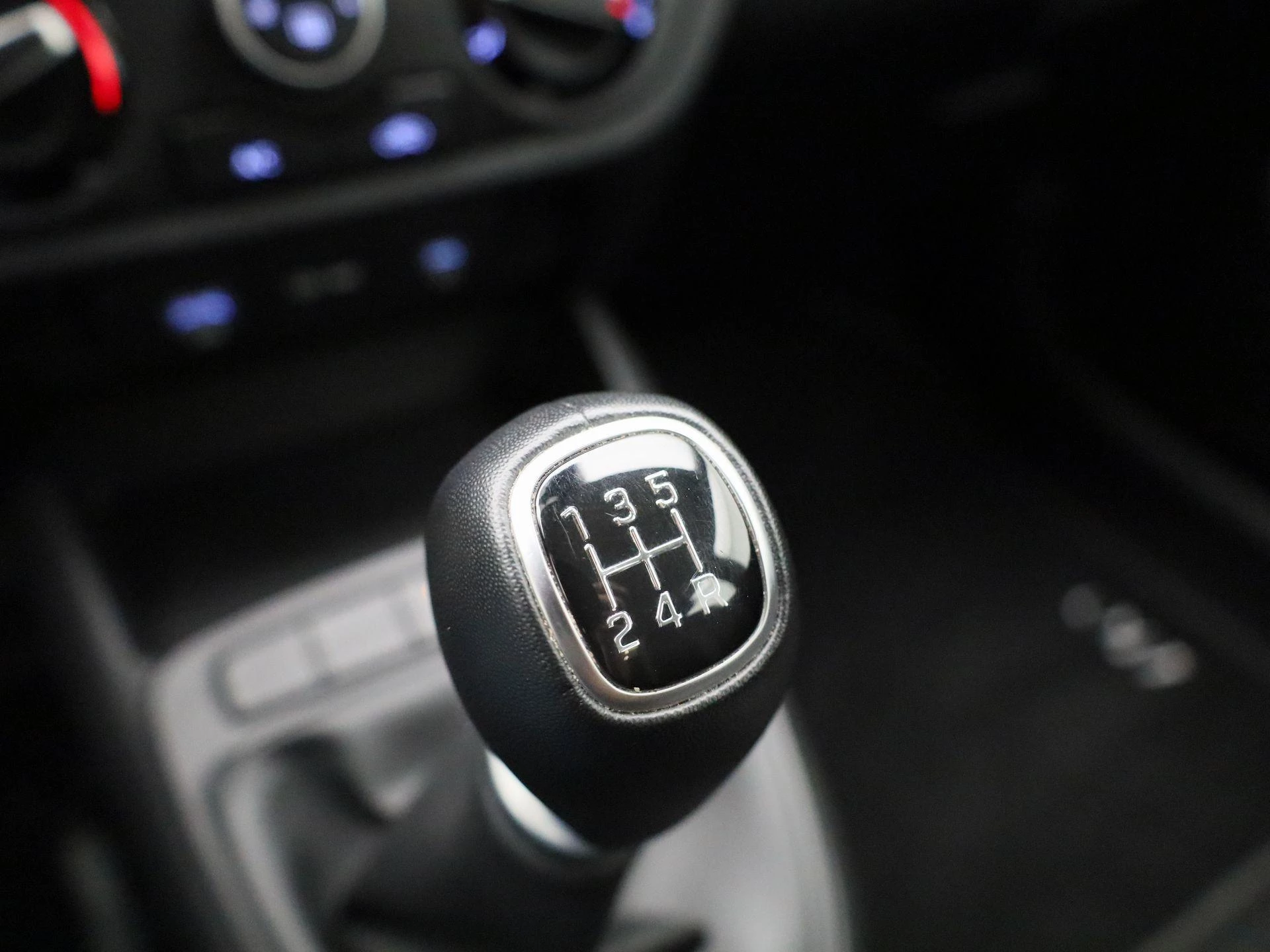 Hyundai-i10-image-20