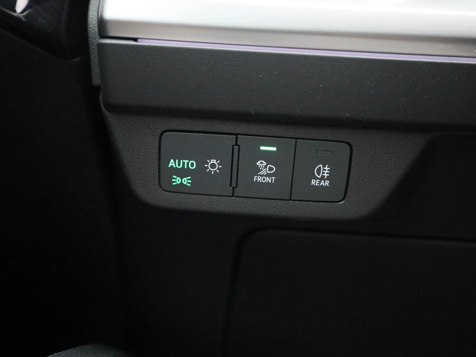 Audi-Q4 e-tron-image-27